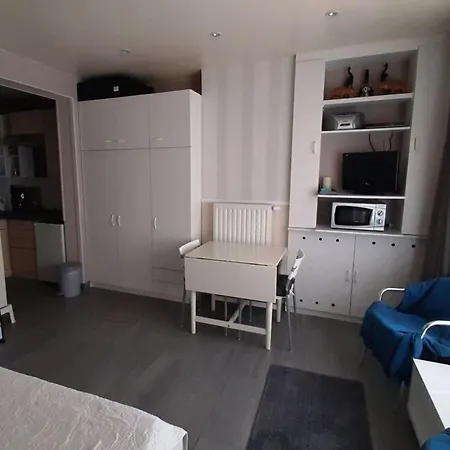 Florivan Comfortable * Οστένδη
